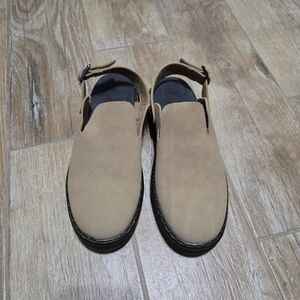 Dr. Martens Women’s Carlson Suede Slingback Mule Women 9 Men 8